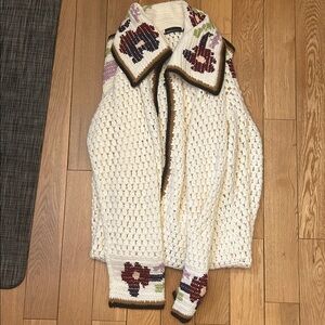 Size Large Knit Long Sweater With Hole